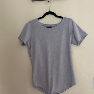 Alphalete Light Gray Short Sleeve Men’s Tee Small EUC